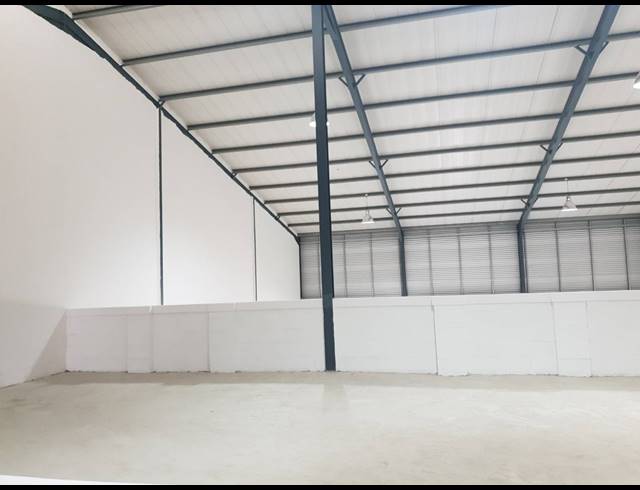 499M² WAREHOUSE FOR SALE IN KILLARNEY GARDENS